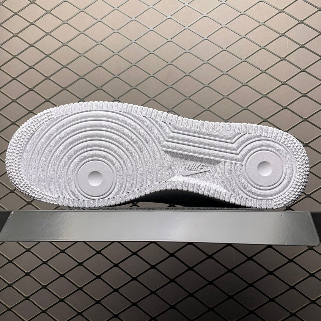 Louis Vuitton x Nike Air Force White