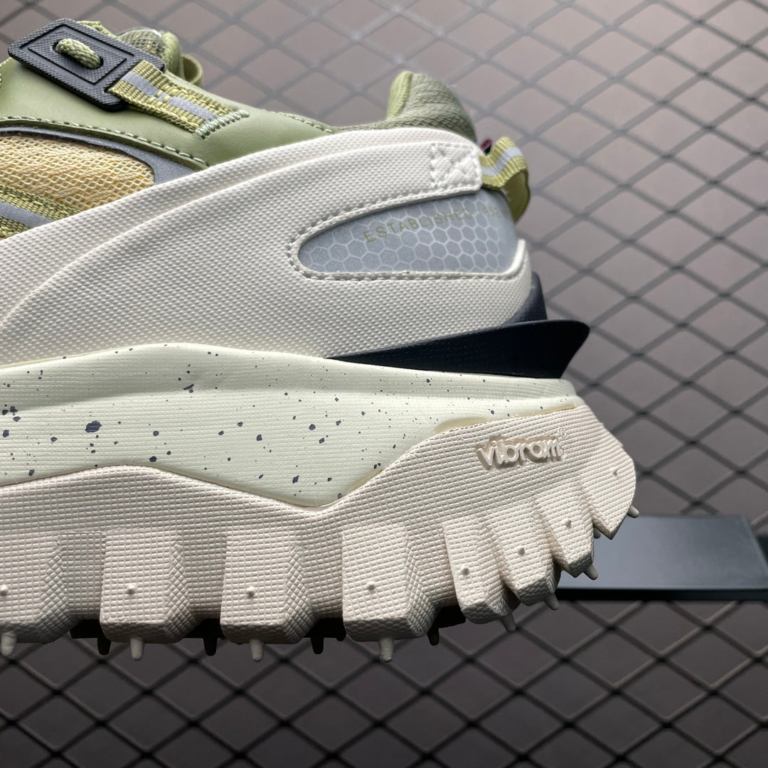 Moncler Trailgrip GTX Light Green