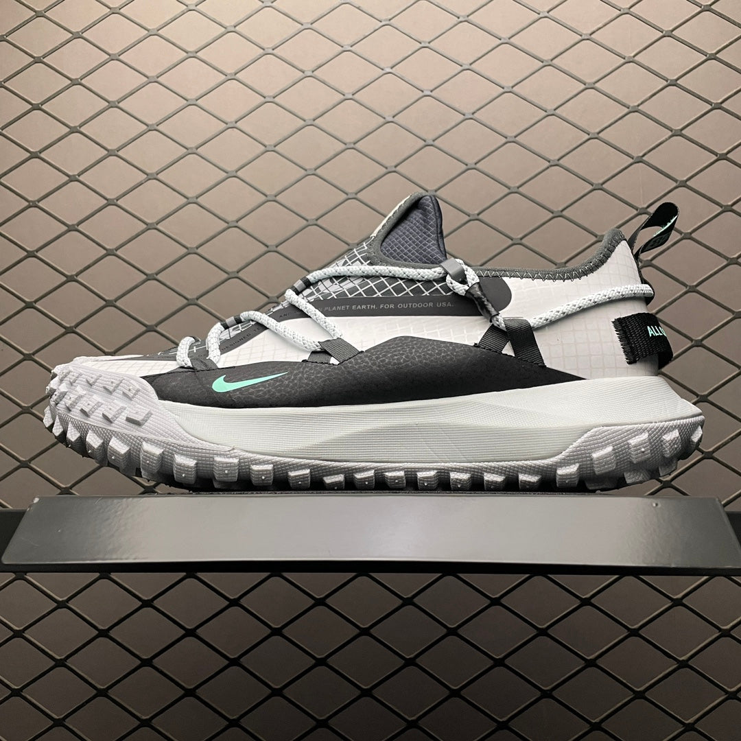 Nike ACG Mountain Fly Low Gore-Tex SE Black & White