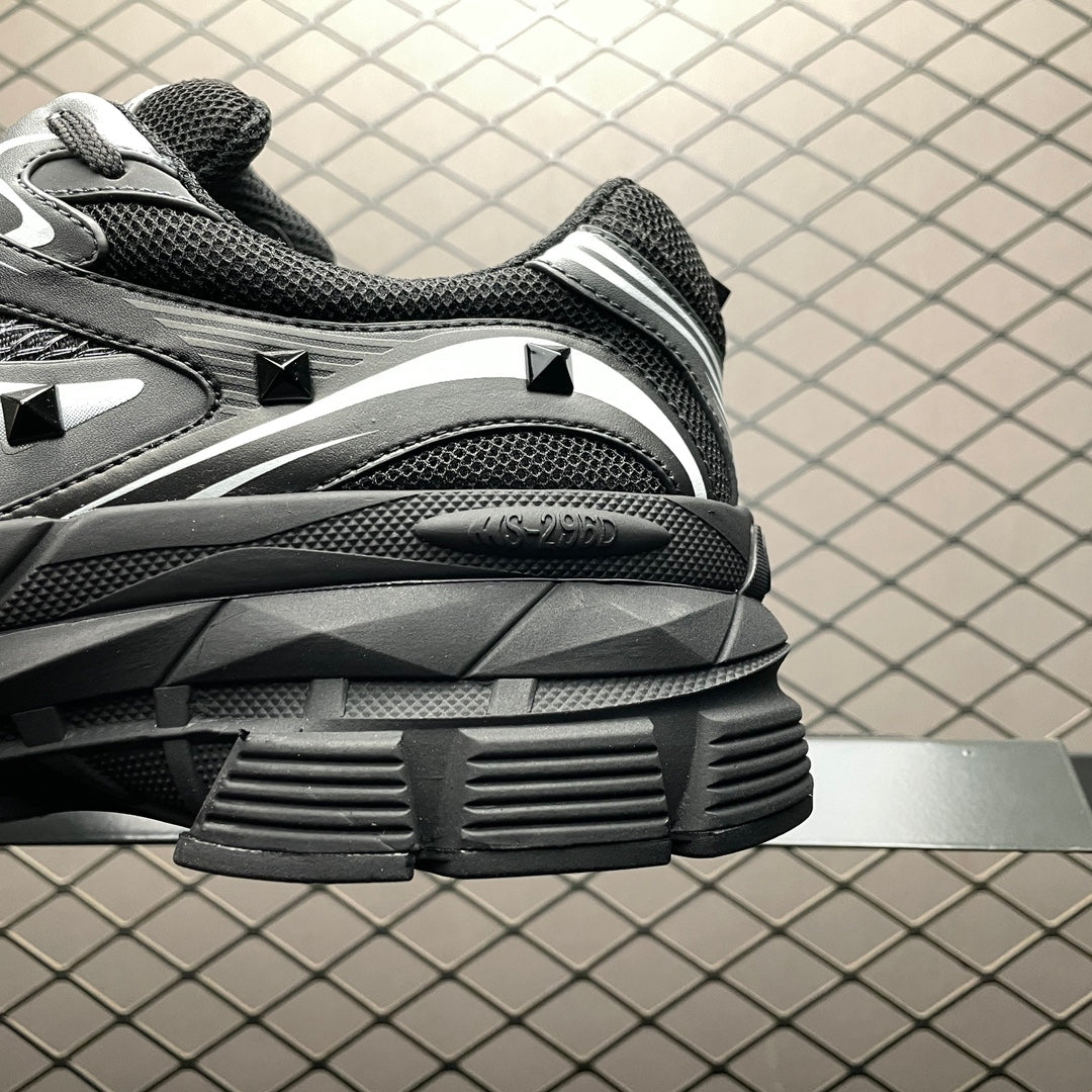 Valentino Garavani MS-2960 Low-top Sneaker