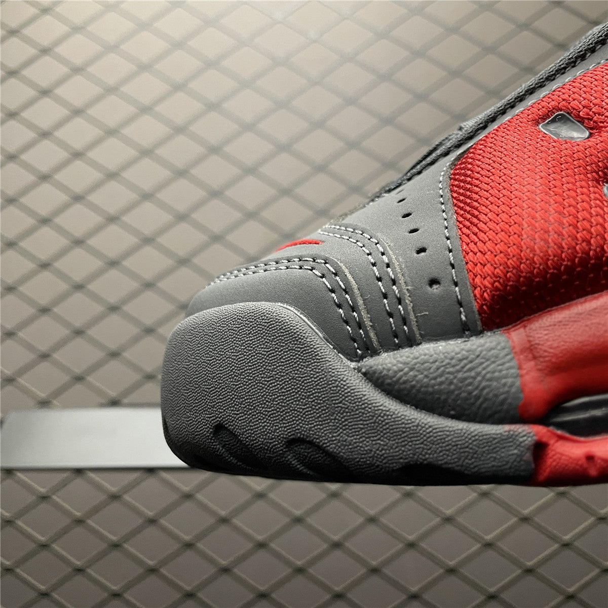 Nike Air More Uptempo Low (Dark Grey/ Light Crimson/ Metallic Silver)