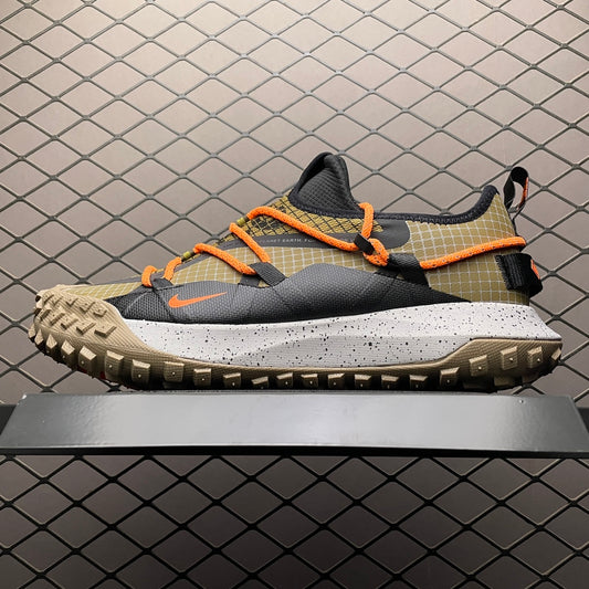 Nike ACG Mountain Fly Low Gore-Tex SE Hazel Rush