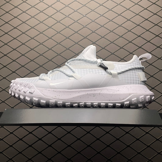 Nike ACG Mountain Fly Low Gore-Tex SE Ice White